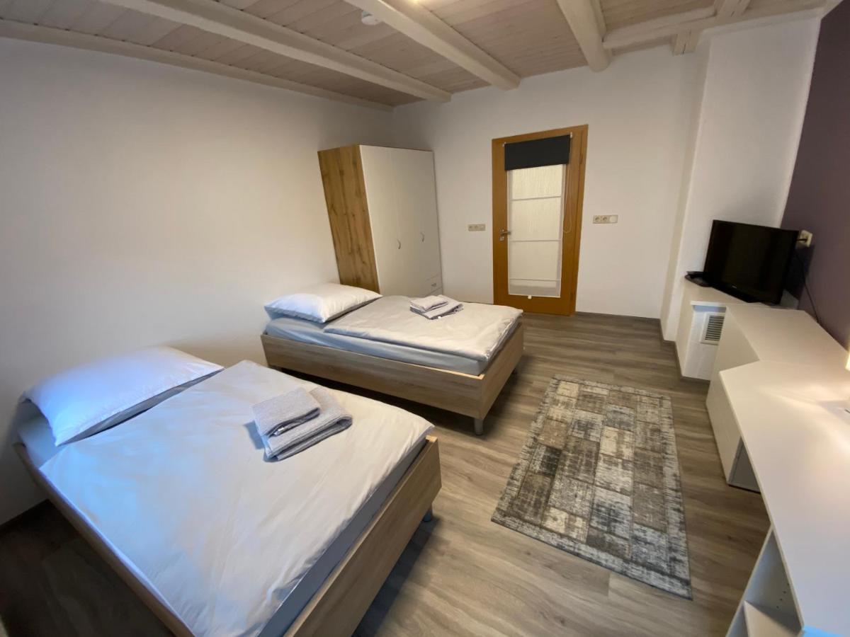 Gaestezimmer Kirchdorf Unteropfingen Экстерьер фото